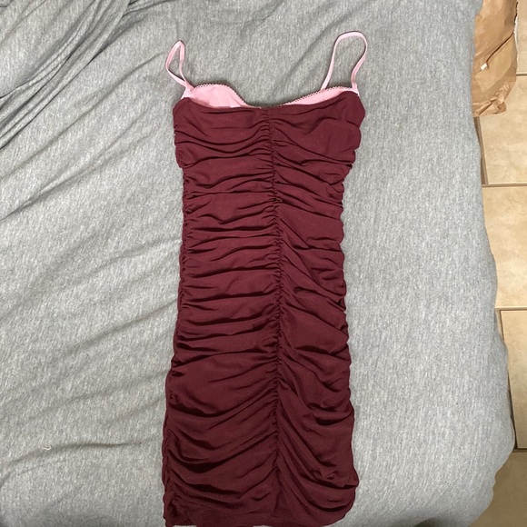 Burgundy and pink mini dress - Picture 6 of 11